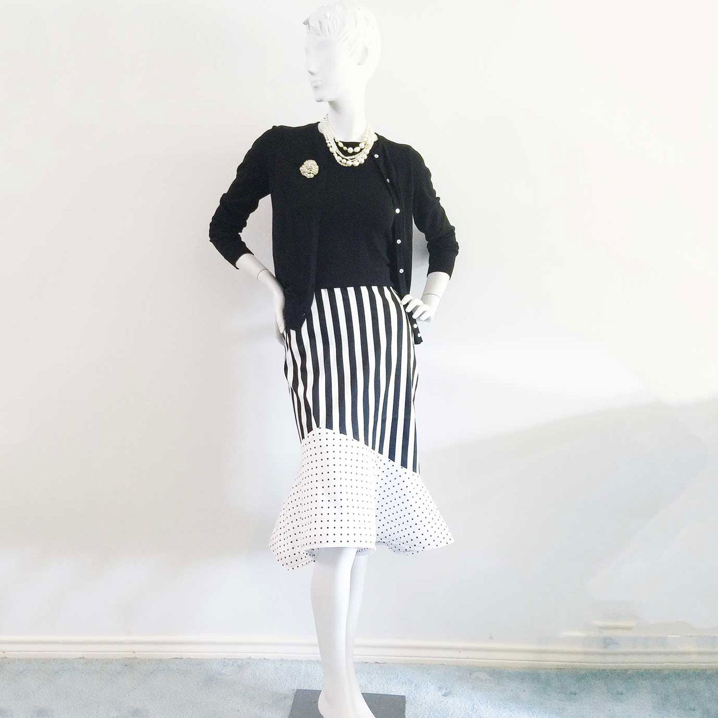 STANDOUT Skirt